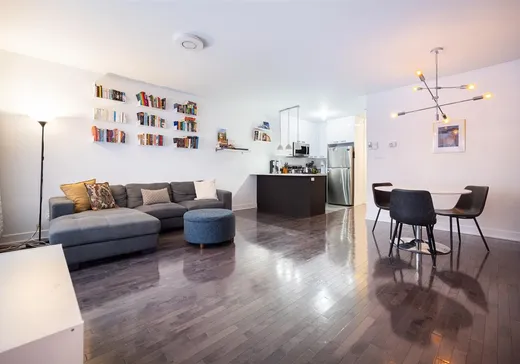 Condo for sale - 5325 Rue St-Denis, App. 201, Montreal (Plateau-Mont-Royal), H2J 2M4