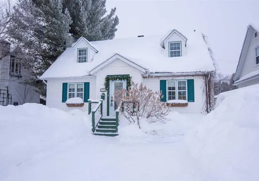 Maison à vendre - 162 Rue Cadillac, Val-d'Or, J9P 2J4
