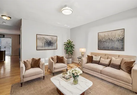 Maison à vendre - 304 Rue Bricot, Saint-Eustache, J7R 6L7