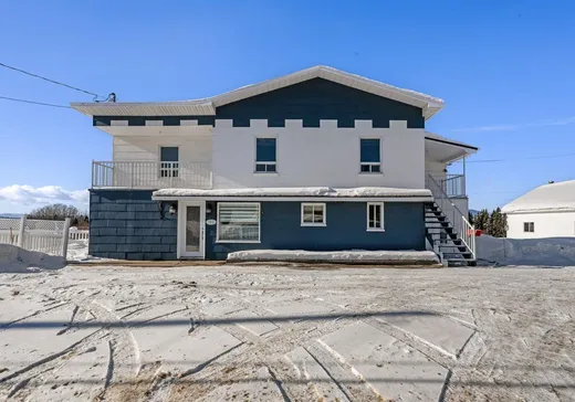 Maison à étages à vendre - 762 Boul. 138, St-Tite-Des-Caps, G0A4J0