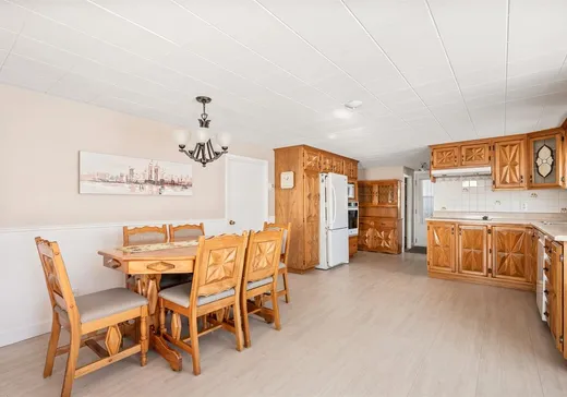 Maison à vendre - 762 Boul. 138, St-Tite-Des-Caps, G0A 4J0