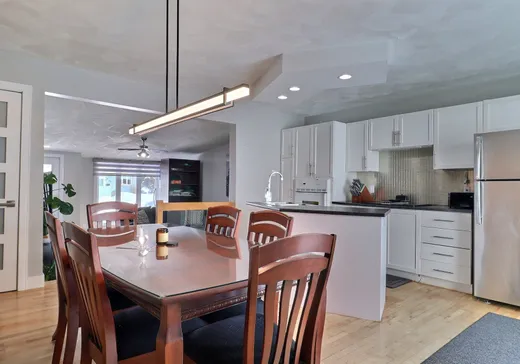 Maison à vendre - 101 Rue Carignan, Amos, J9T 4N9