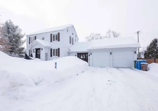 Maison à vendre - 174 Rue Cadillac, Val-d'Or, J9P 2J4