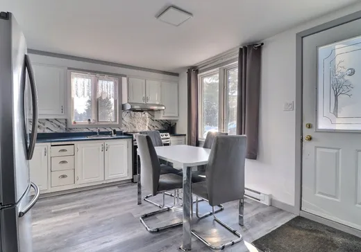 House for sale - 1054-1066 Rg des Chalets, Sainte-Clotilde-de-Horton, J0A 1H0