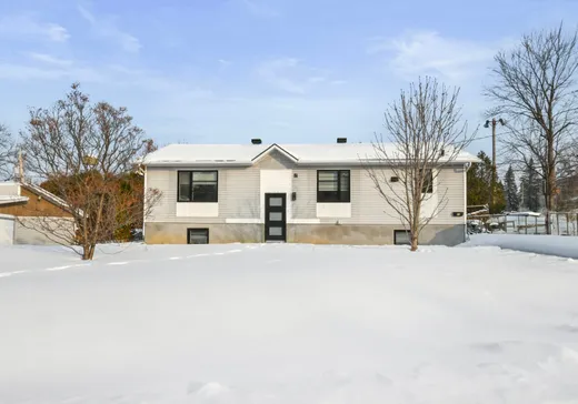 Maison à étages à vendre - 67 Rue Dupont O., Châteauguay, J6J5R5