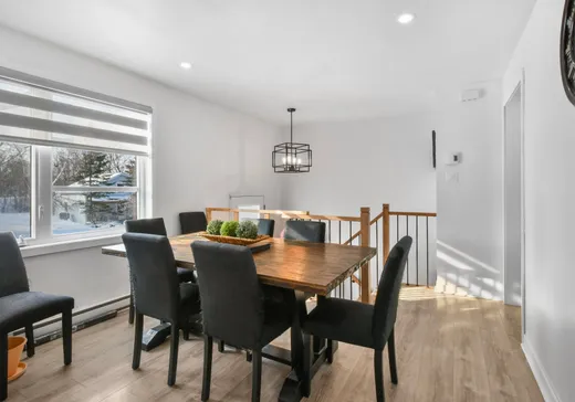 Maison à vendre - 67 Rue Dupont O., Châteauguay, J6J 5R5