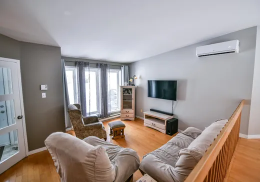 Maison à vendre - 117 Rue de l'Émeraude, Saint-Colomban, J5K 2C8