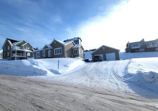 House for sale - 131 Rue Marc-Aurèle-Fortin, Amqui, G5J 3C8