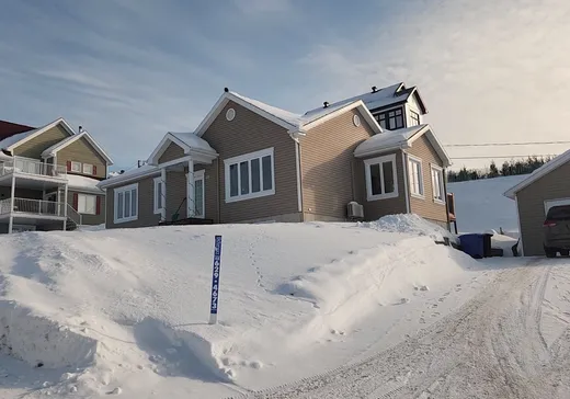 House for sale - 131 Rue Marc-Aurèle-Fortin, Amqui, G5J 3C8