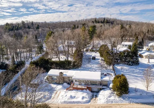 Maison à vendre - 6525 Rue Duvalière E., Saint-Calixte, J0K 1Z0