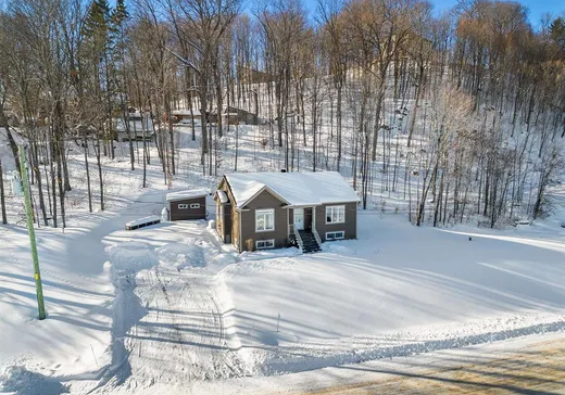 Maison à vendre - 3 Ch. des Tournesols, Hull, J0X 2W0