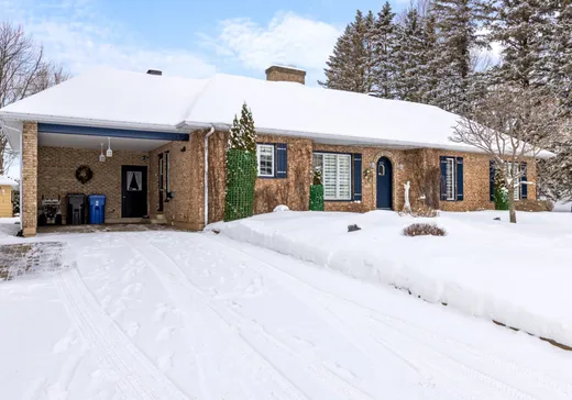 House for sale - 453 Av. de la Sapinière, Sainte-Marie, G6E 1A8