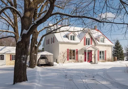 Maison à étages à vendre - 141 Rue Element, Danville, J0A1A0