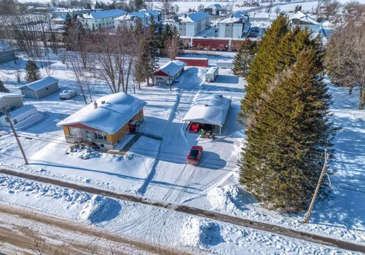 Bungalow à vendre - 2305 Rue Guèvremont, St-Cyrille-De-Wendover, J1Z1H9