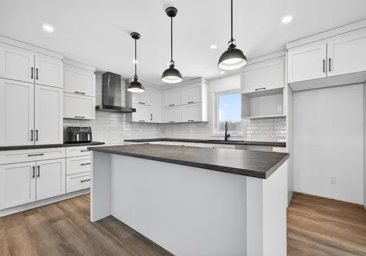 Bungalow à vendre - 1104 Route 122, St-Cyrille-De-Wendover, J0C1A0