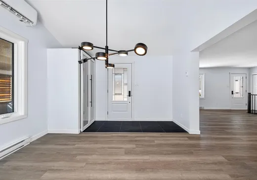 Maison à vendre - 1104 Route 122, St-Cyrille-De-Wendover, J0C 1A0