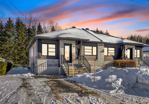 Two or more stories for sale - 194 Rue Cuthbert, Berthierville, J0K1A0