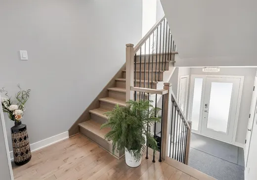 Maison à vendre - 4306 Rue Cornwall, St-Hubert, J3Y 2S5