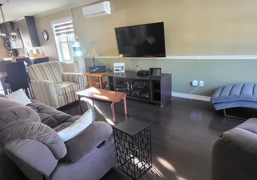 Maison à vendre - 663 Rue St-Édouard, Sherbrooke, J1R 0T7