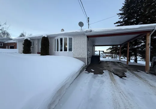 Maison à vendre - 9 Rue Lagacé, Rimouski, G0K 1T0