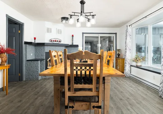 Maison à vendre - 24 Rue St-François-Xavier, Ste-Anne-Des-Lacs, J0W 1V0