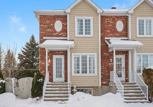 Maison à étages à vendre - 784 Rue Larose, Saint-Césaire, J0L1T0