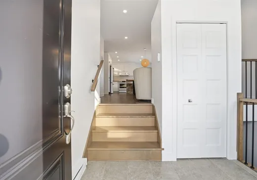 Maison à vendre - 216 20e Avenue O., Venise en Quebec, J0J 2K0