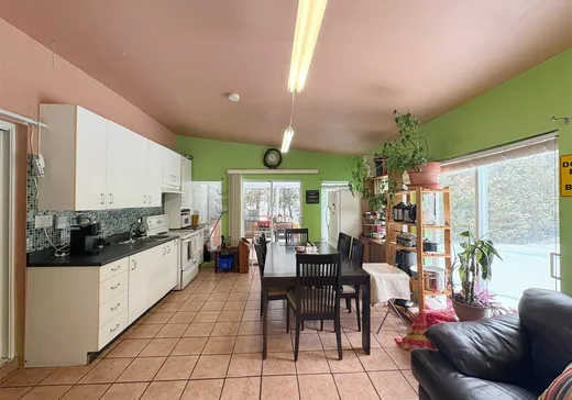 Maison à vendre - 1726 Rue St-Georges (Lemoyne), Longueuil, J4P 3J2