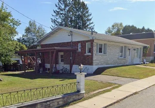 Maison à vendre - 142 Rue du Collège, Mont-Tremblant, J0T 1H0