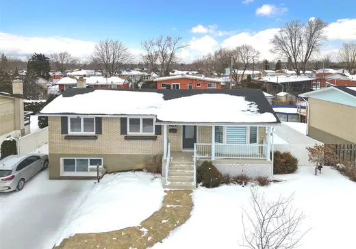 Bungalow for sale - 194 Rue St-Georges, Châteauguay, J6K2S7