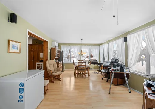 House for sale - 6 Rue Raymond, Sainte-Agathe-des-Monts, J8C 2X1