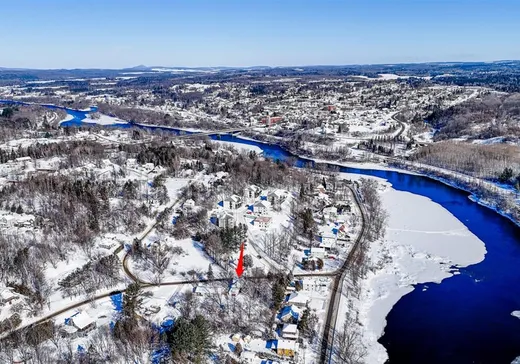 House for sale - 3 Rue Vertu, Windsor, J1S 1N4