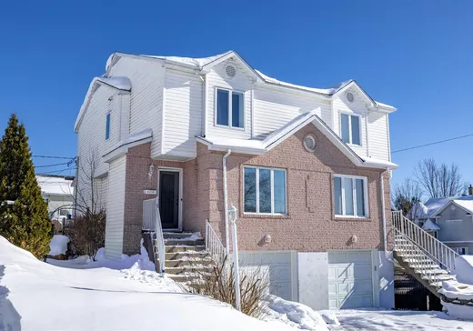 Maison à étages à vendre - 4318 Rue Marguerite-Bourgeoys, Rock Forest, J1N4A6