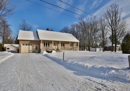 Maison à vendre - 595 Rue Annette, Granby, J2H 2W5