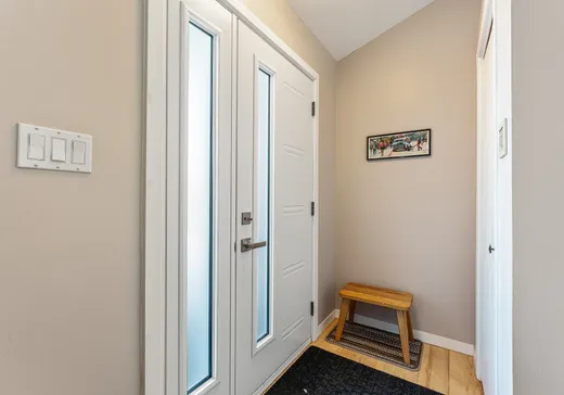 Maison à vendre - 927 Rue de la Roche, Granby, J2J 2H9