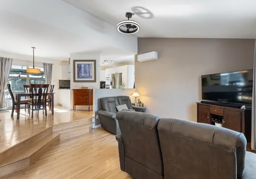 Maison à vendre - 927 Rue de la Roche, Granby, J2J 2H9