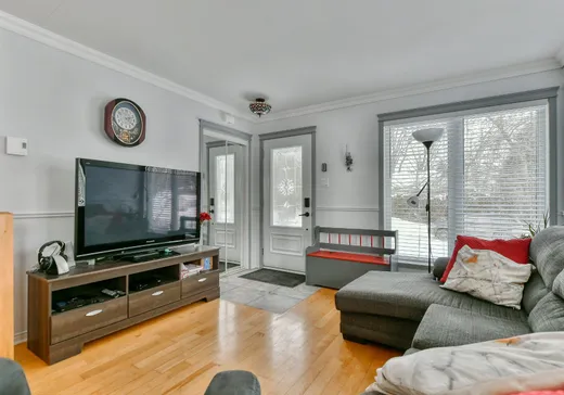 House for sale - 16A 33e Avenue, Sainte-Marthe-sur-le-Lac, J0N 1P0