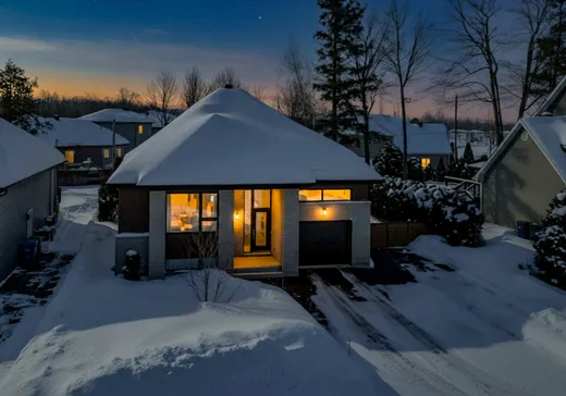 Maison à étages à vendre - 54 Rue du Boisé, Lachute, J8H4N4