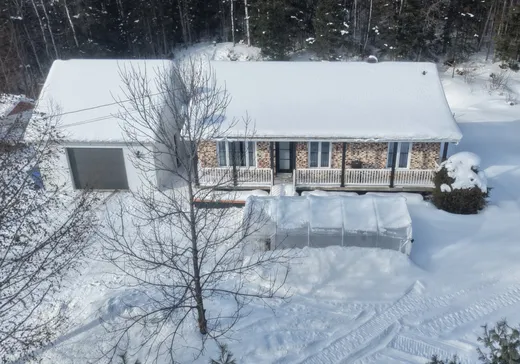 Maison à vendre - 107 Route 195, Matane, G0J 3E0