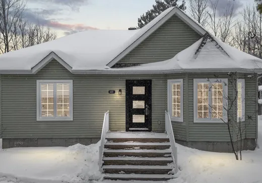 Maison à vendre - 401 Rue Desgroseillers, Saint-Jérôme, J5J 2T8