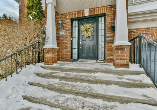 Maison à vendre - 328 Rue Ste-Marie, Sainte-Marthe-sur-le-Lac, J0N 1P0