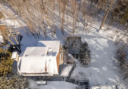 1 1/2 Storey for sale - 291 Ch. de la Corniche, Saint-Sauveur, J0R1K0