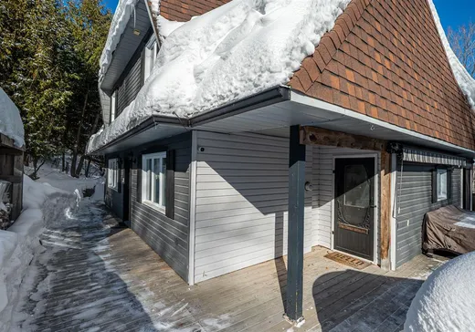 House for sale - 291 Ch. de la Corniche, Saint-Sauveur, J0R 1K0