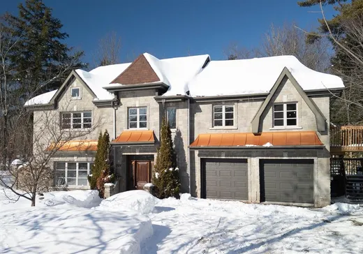 Maison à vendre - 324 Rue Boyer, Saint-Colomban, J5K 2B2