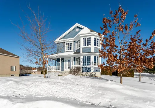 Two or more stories for sale - 105 Rue Atlas, St-Gilles, G0S2P0