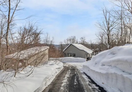 House for sale - 180 Ch. de la Montagne, Stoneham, G3C 1Z5