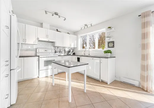 House for sale - 221 Rue des Traversiers, Lévis, G6V 8L3