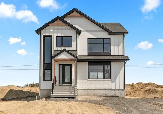 Two or more stories for sale - 23 Rue de Chablis, Lévis, G6J1Y5