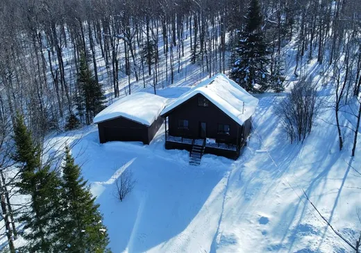 House for sale - 74 Ch. du Soleil E., Notre-Dame-Des-Boies, J0B 2E0