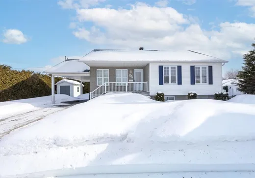 Bungalow à vendre - 190 Rue Parenteau, Massueville, J3P7P8